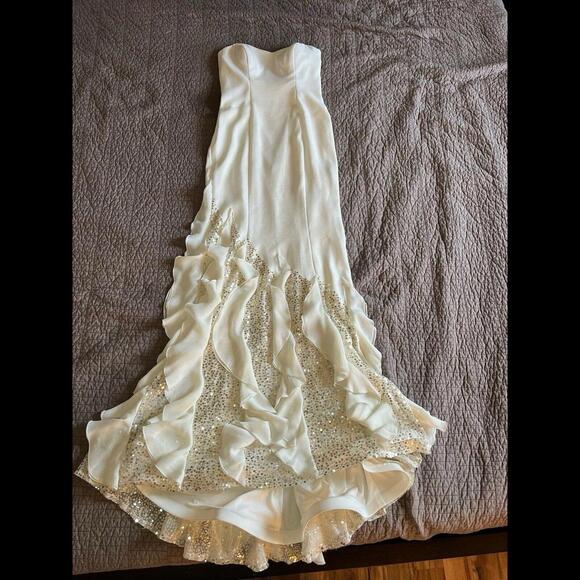 Faviana White and Gold Strapless Dress - Picture 1 of 4